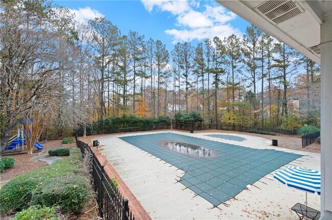 Building Photo - 16 Valleyside Dr