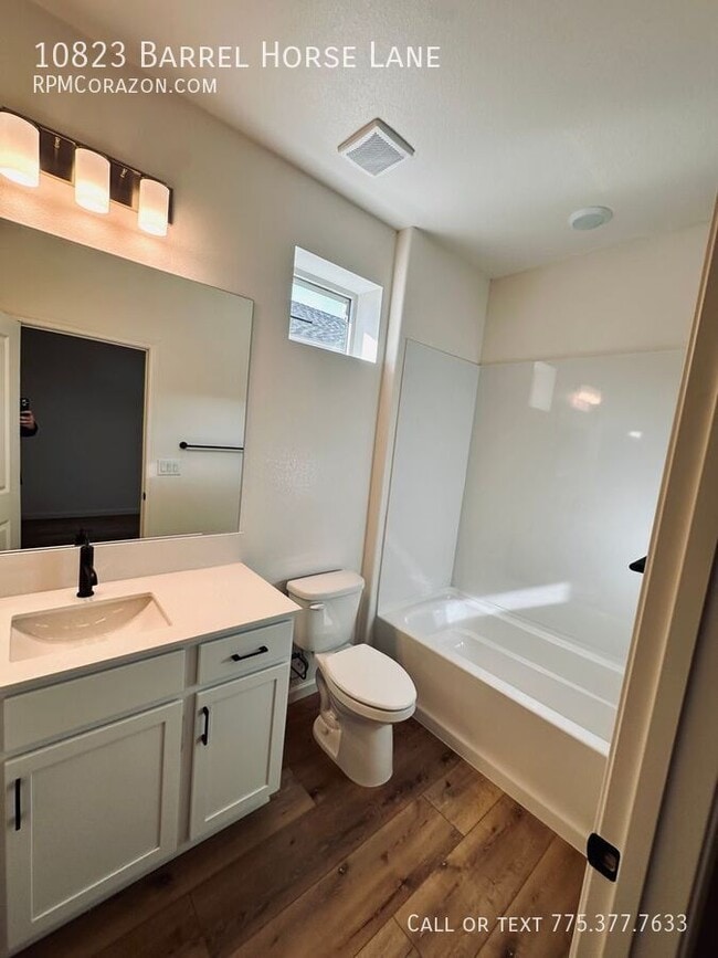 Building Photo - 10823 Barrel Horse Ln