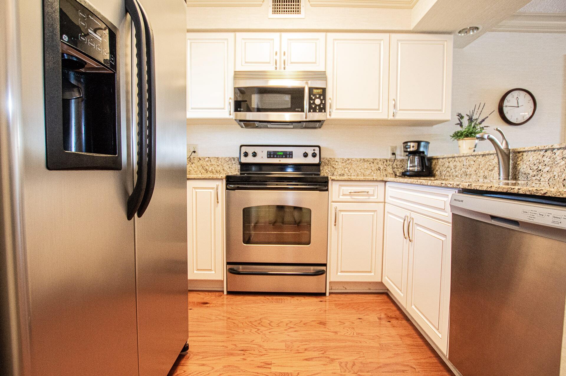 Building Photo - 29200 Bay Hollow Dr