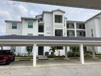 Building Photo - 15375 Grn Acrs Ave