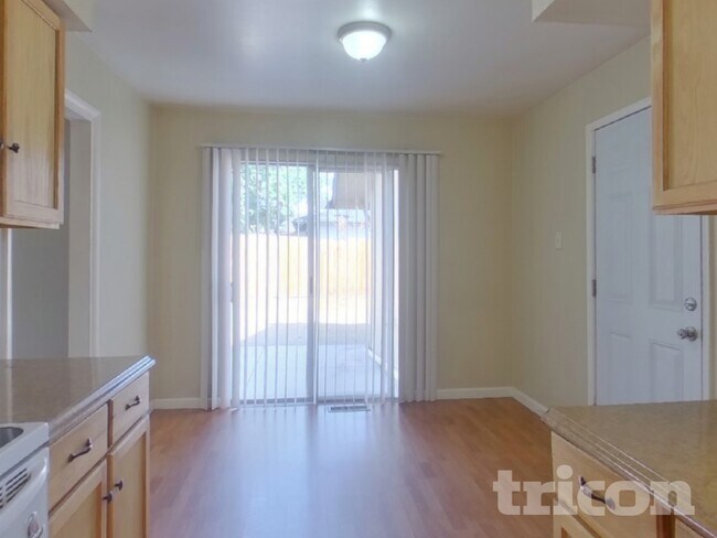 Building Photo - 1965 Windsor Way