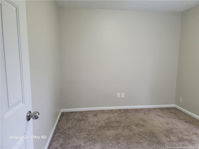 Building Photo - 409 Sparrow Dr