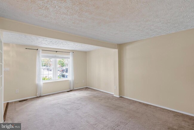 Building Photo - 7973 Tyson Oaks Cir