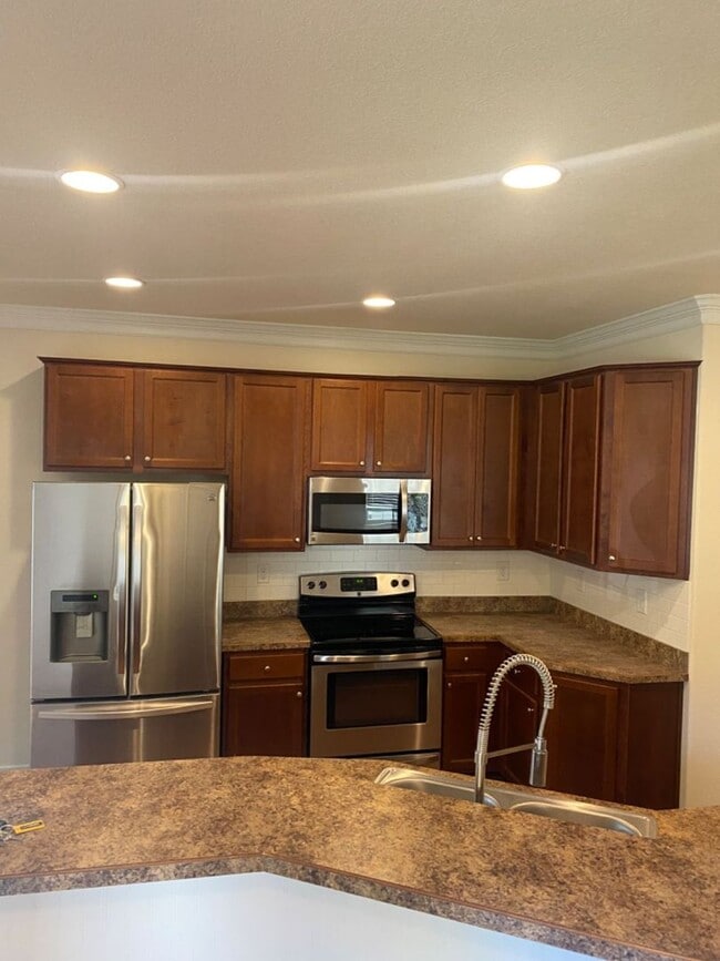 Building Photo - 5500 Muth Ct