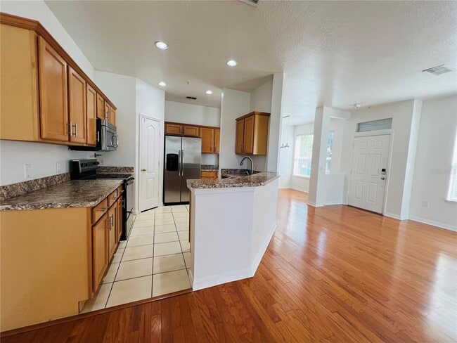 Building Photo - 6658 S Goldenrod Rd