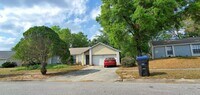Building Photo - Spacious Orlando 3 Bedroom 2 Bath Home with Comfort and Convenience