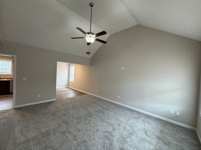 Building Photo - 1529 Gambill Wood Dr