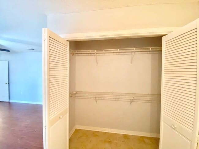 Building Photo - 164 Wright Cir