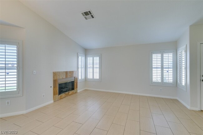 Building Photo - 8000 Tulum Ct