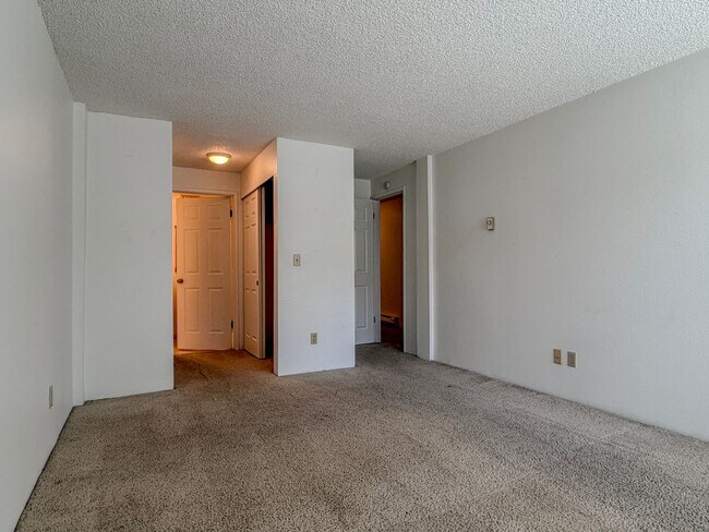 Building Photo - 2bd/2bth Condo Located Near Northgate Station, $1,800/mo.