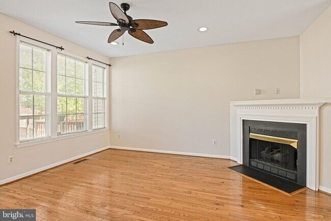 Building Photo - 2658 Logan Wood Dr