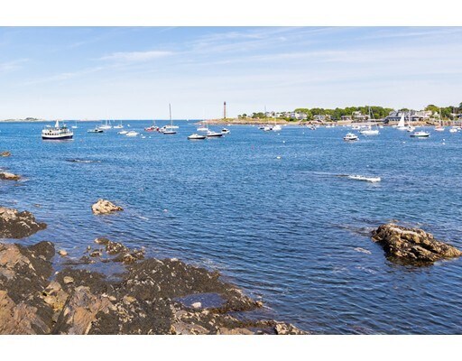 Building Photo - 147 Front St