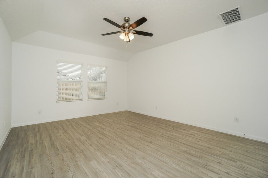 Building Photo - 6608 Brandy Path