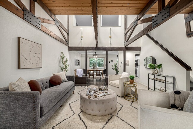 Building Photo - Two-Story home in  Cherry Creek Racquet Cl...