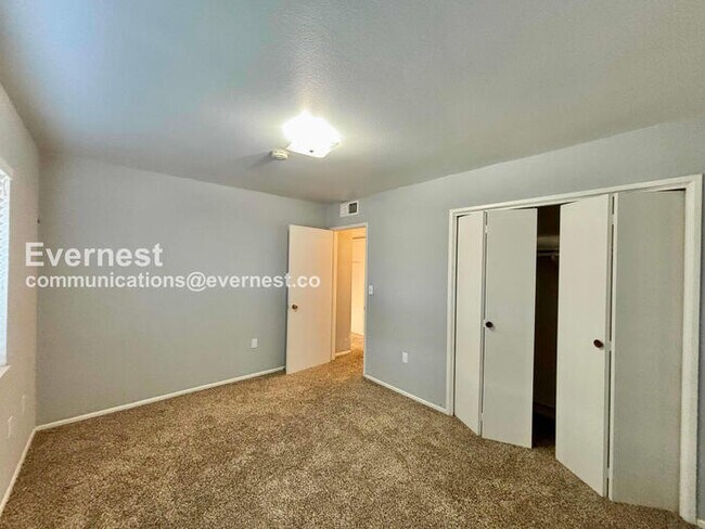 Building Photo - 28848 Del Monte Dr