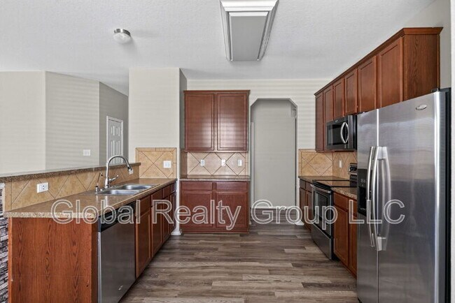 Building Photo - 16222 Galloping Oak