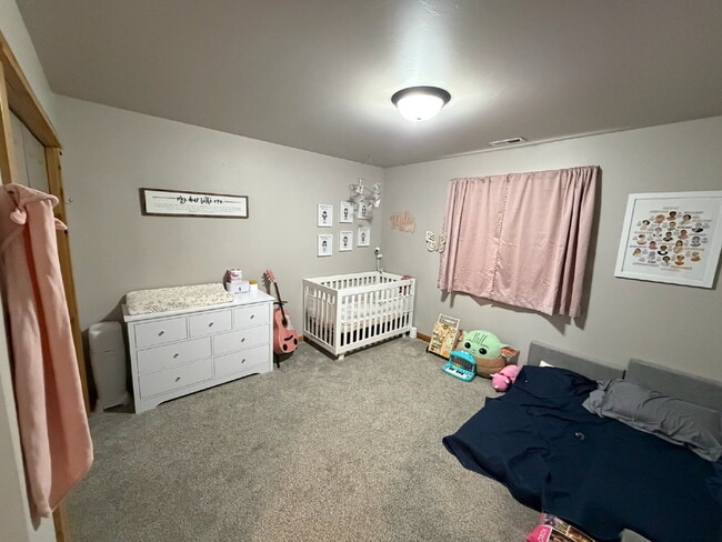 Building Photo - 1125 Idaho St