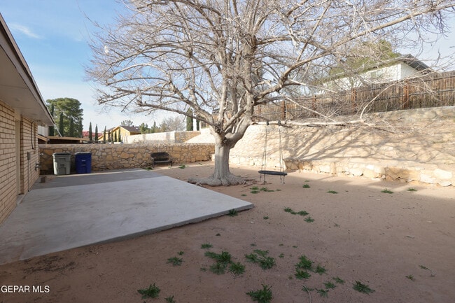 Building Photo - 11617 Soberana Ln