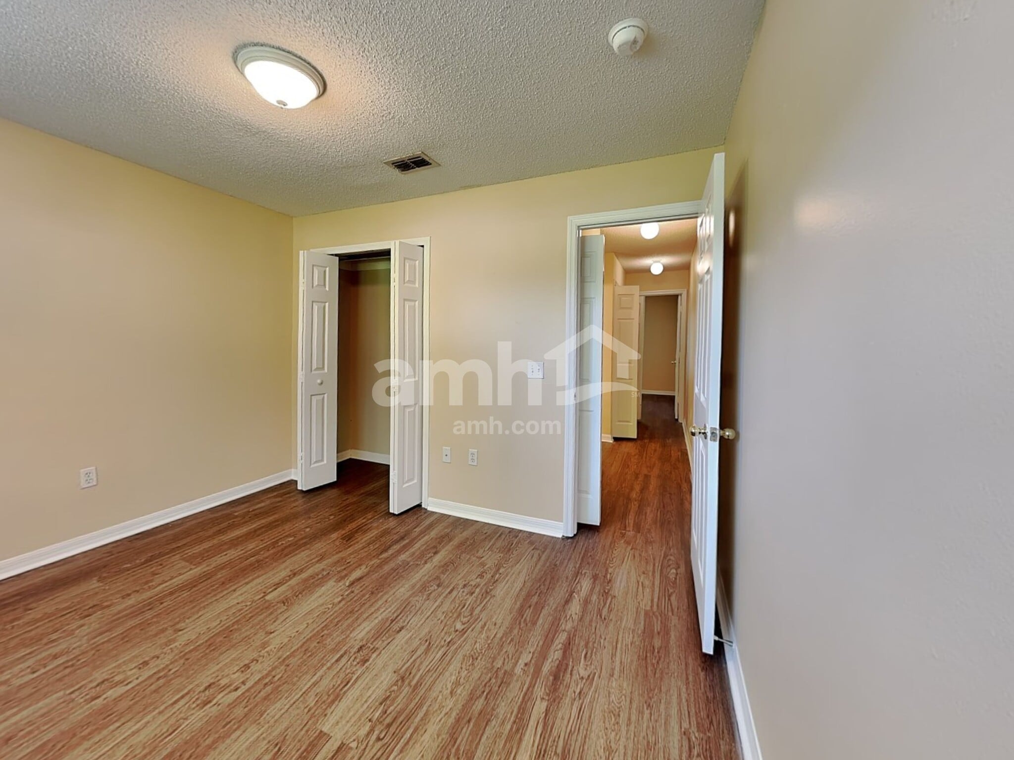 Building Photo - 375 Regal Downs Cir