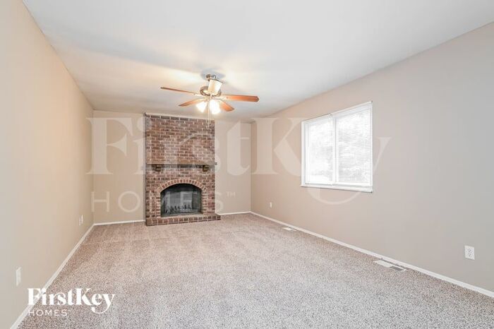 Building Photo - 6821 Chilham Dr