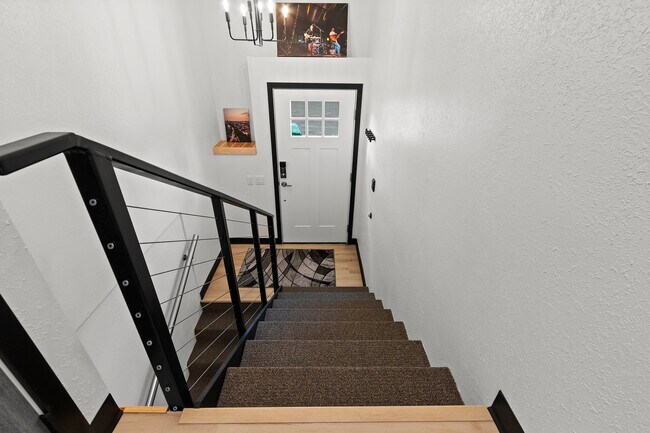 Building Photo - 2804 W Spencer St