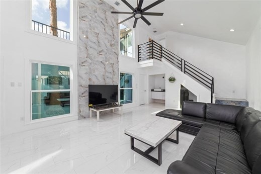 Primary Photo - 15214 La Mancha Dr