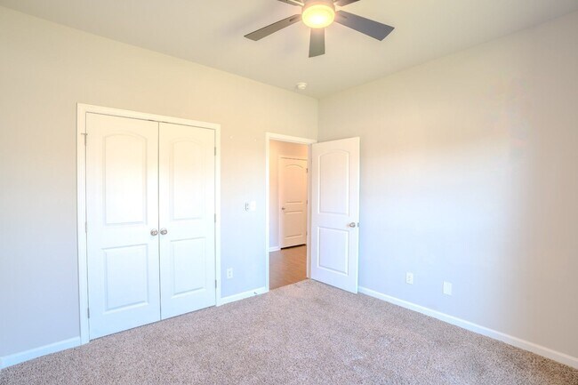 Building Photo - 14145 Lannister Ln