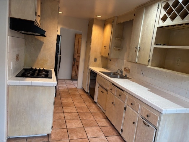Building Photo - 7119 Tuolumne Dr