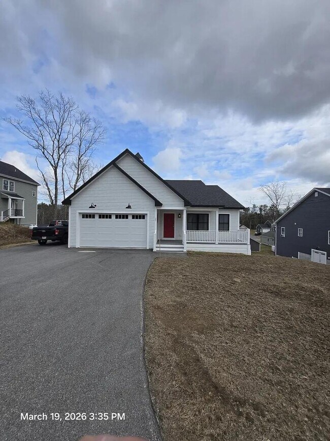 Building Photo - 21 Juniper St