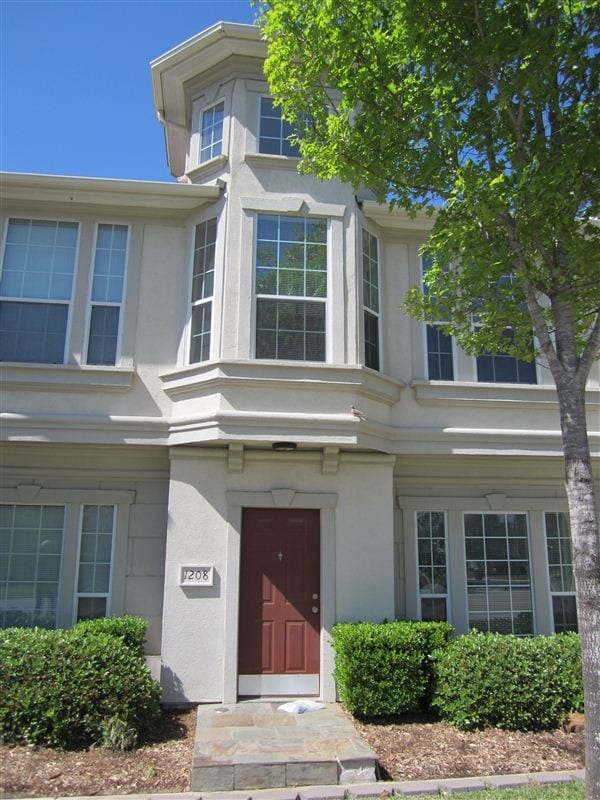 Building Photo - 2 br, 2.5 bath Condo - Wellington Court Co...