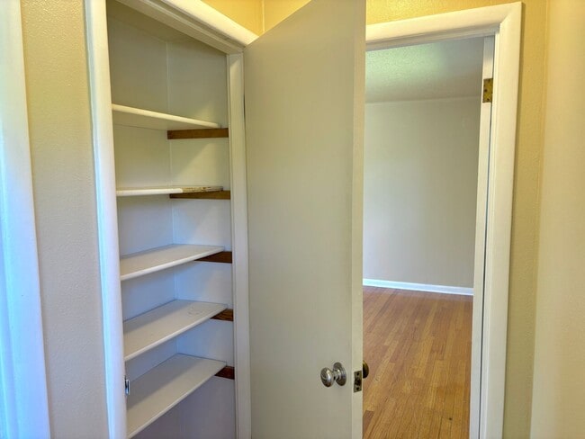 Building Photo - University Park Home with Finished Basemen...