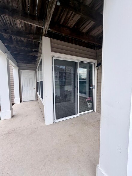 Patio - 14197 Cuddy Loop