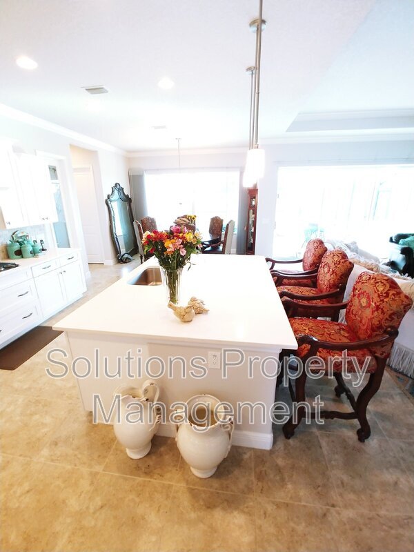 Building Photo - 918 Casa Dolce Casa Cir