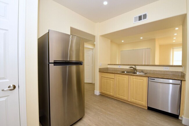 Building Photo - Upgraded & Charming Two-Bedroom Condo with...