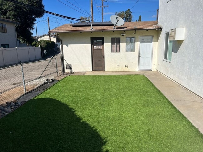 Building Photo - Beechtree 12849-51