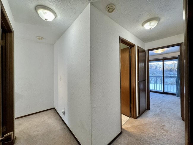 Building Photo - 3264 Mendenhall Loop Rd