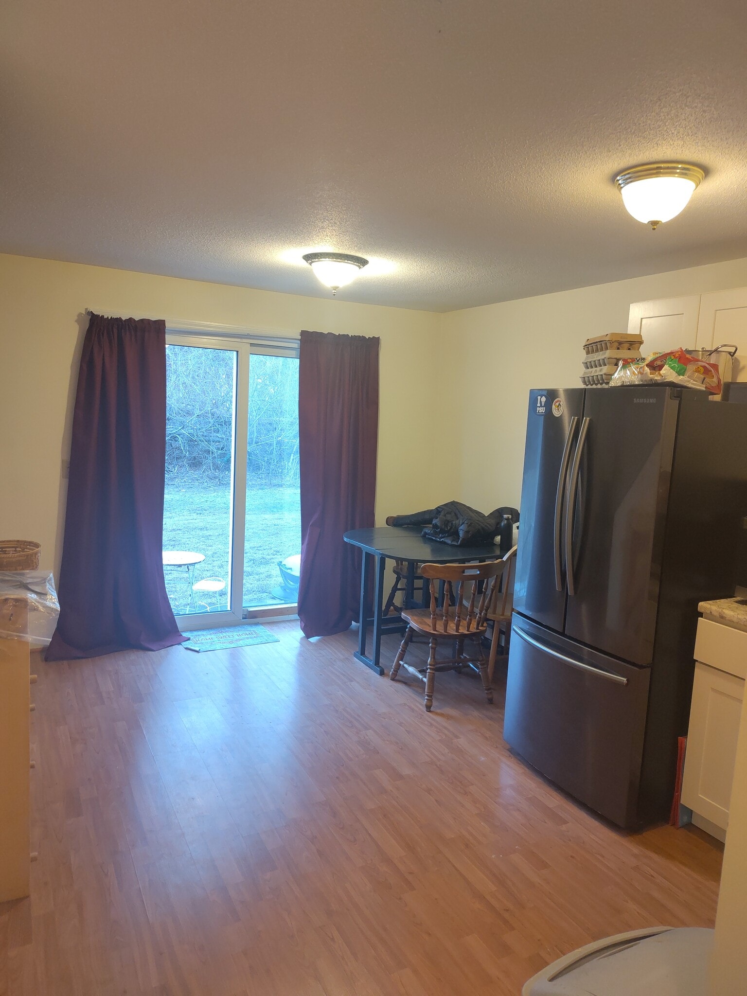 Building Photo - 814 Court St