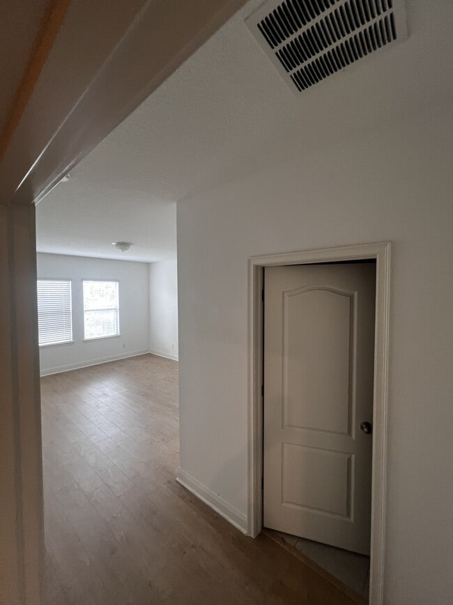 Building Photo - 15467 Sugar Citrus Dr