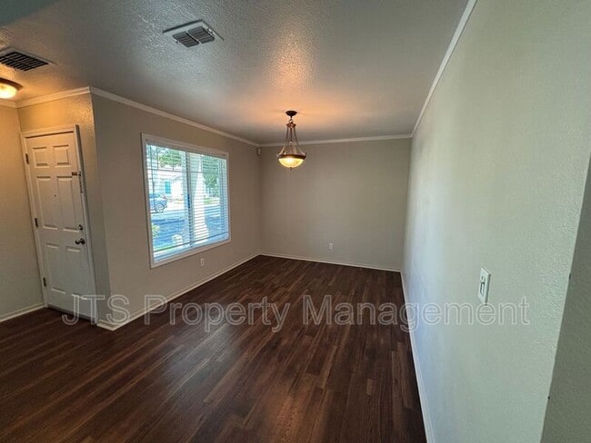 Building Photo - 6620 Verandah Ct