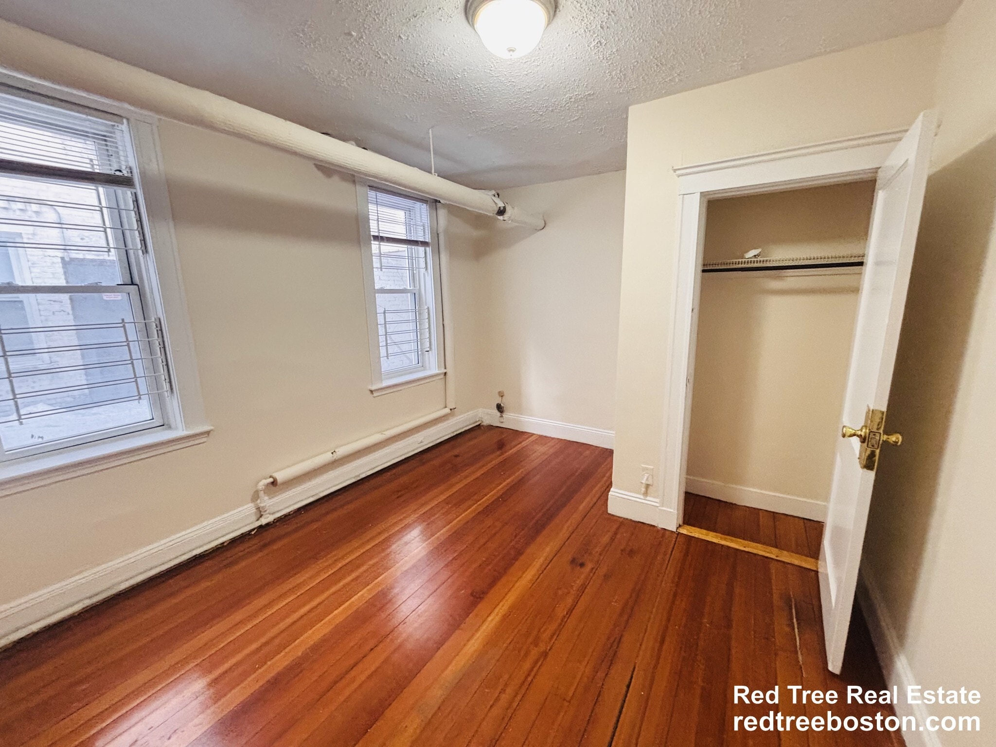 Building Photo - 524 Cambridge St