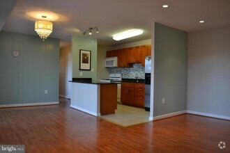Building Photo - 12413 Braxfield Ct