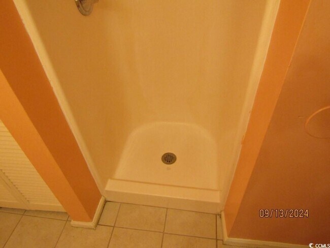 Building Photo - 1500 Cenith Dr