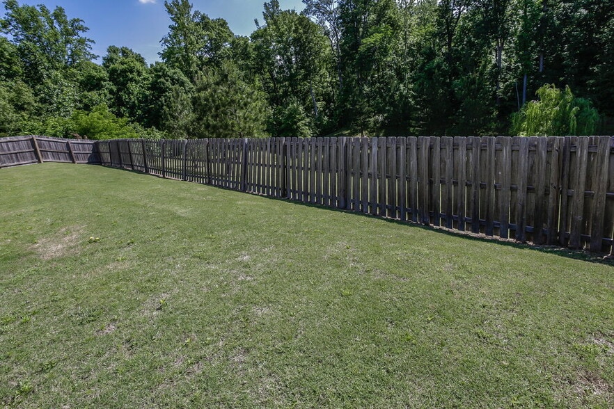 Building Photo - 4960 Bending Creek Cove