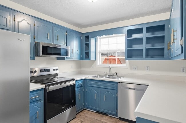 Building Photo - 1361 Jenny Ln