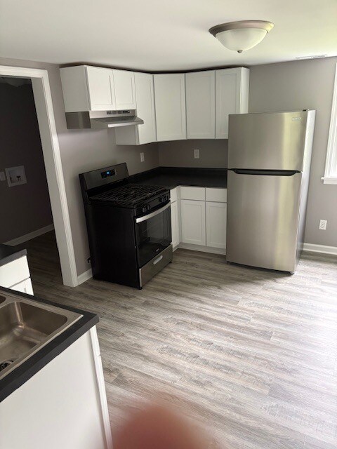 Building Photo - 4221 Brown St