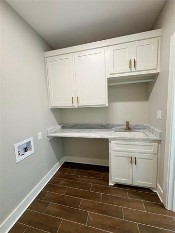 Building Photo - 2713 Stone Briar Dr