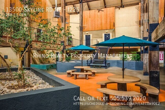 Building Photo - 13500 Skyline Rd NE