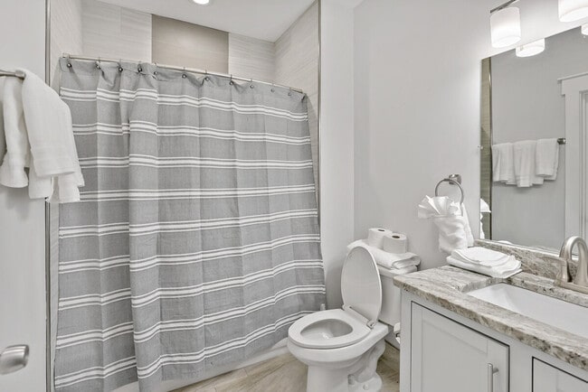 Building Photo - 2901 Random Rd