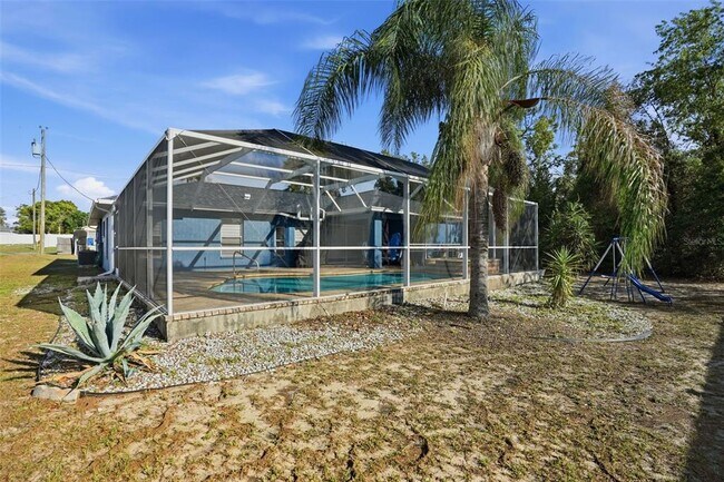 Building Photo - 2263 Deborah Dr