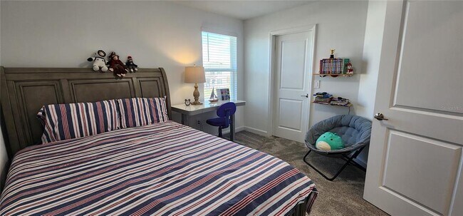 Building Photo - 11406 Listening Dr